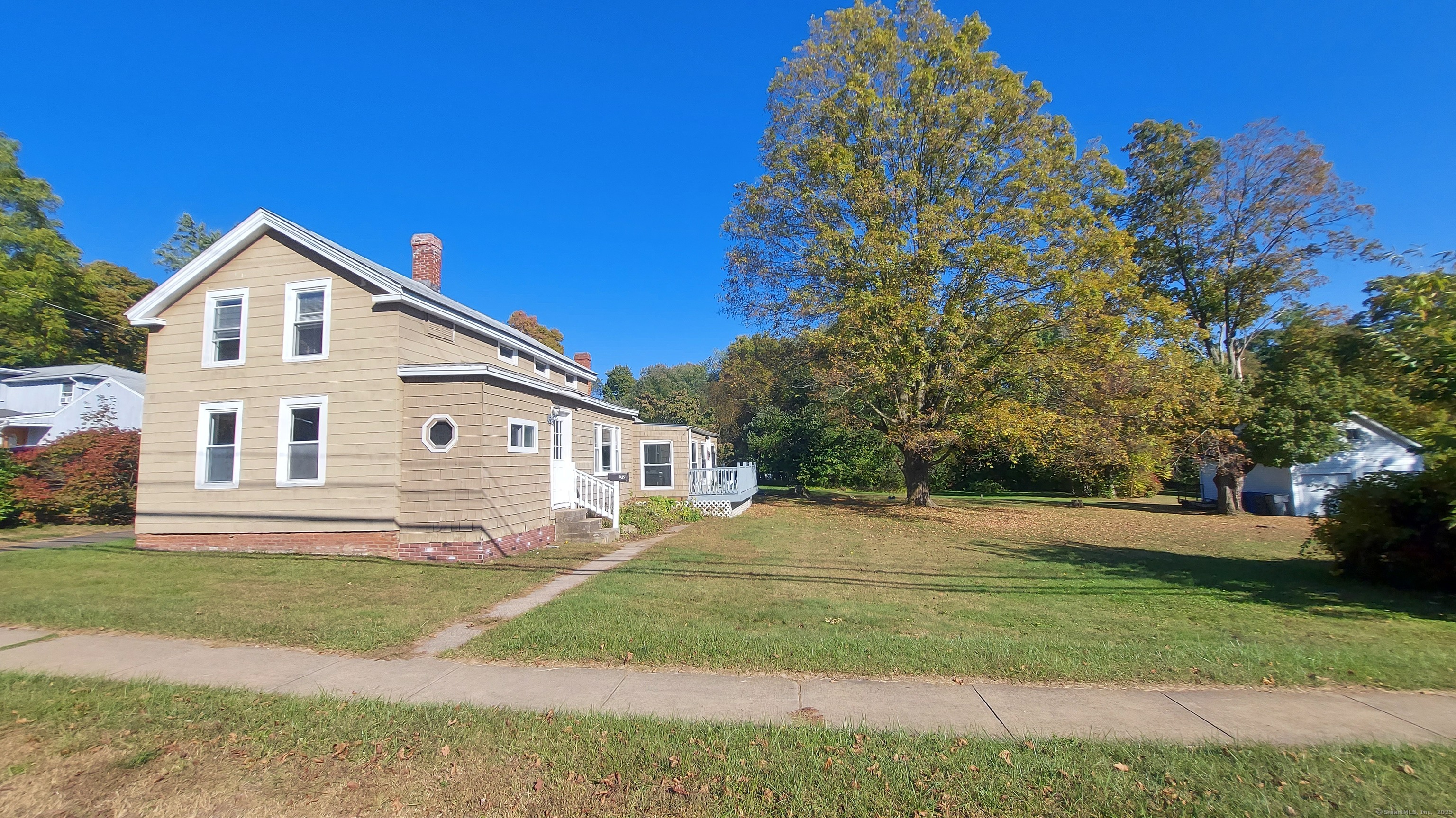 32 North Maple Street Enfield CT 06088
