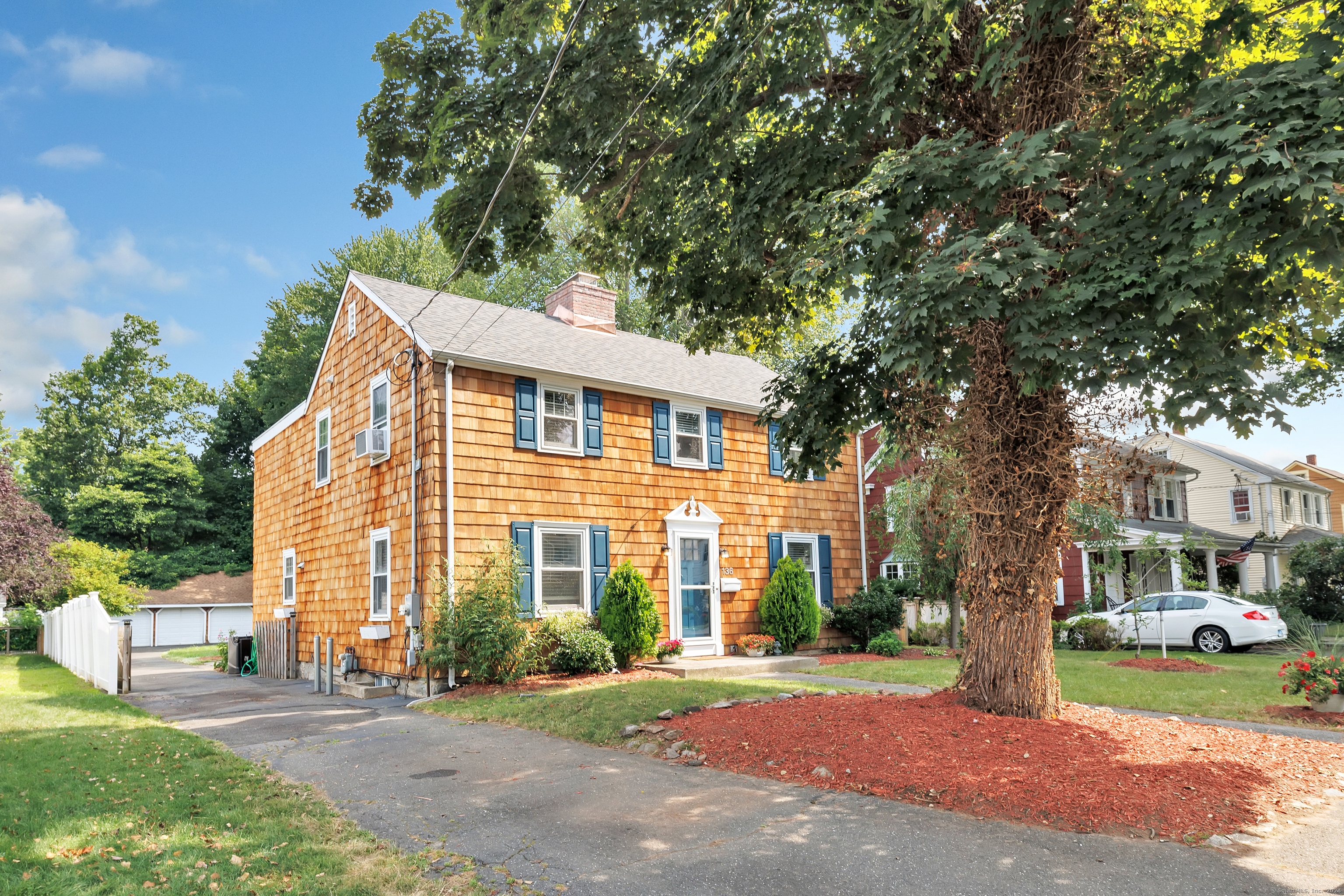 136 Henderson Road Fairfield CT 06824