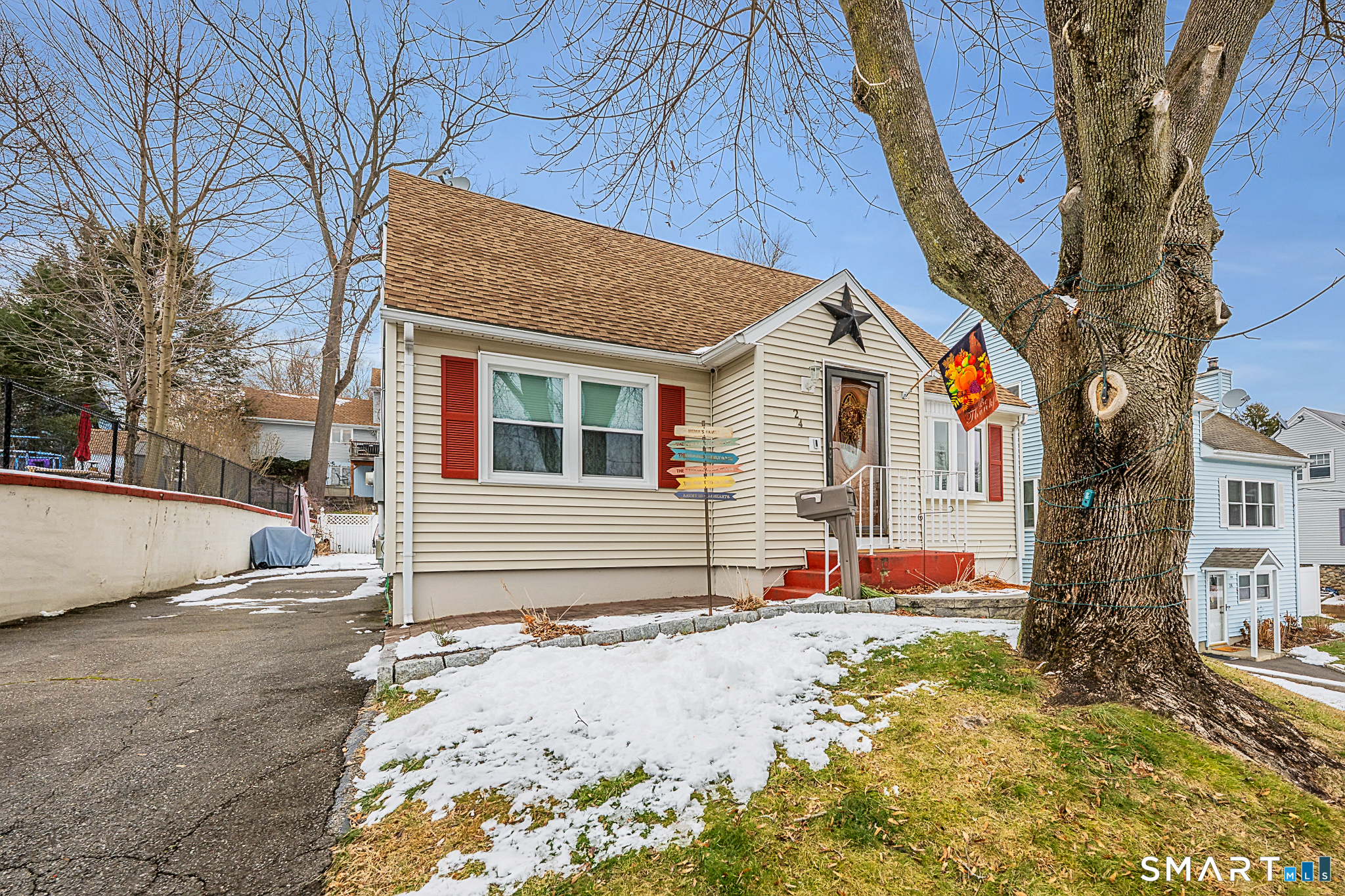 24 Forest Street Naugatuck CT 06770