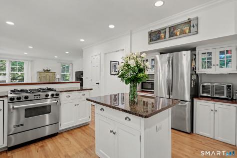 974 Black Rock Turnpike Easton CT 06612