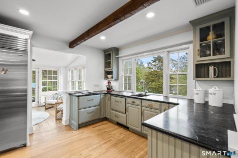 10 Hyde Ridge Road Weston CT 06883