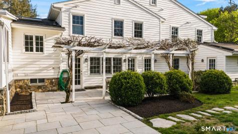 10 Hyde Ridge Road Weston CT 06883