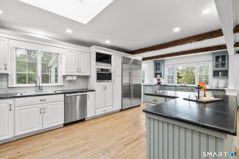 10 Hyde Ridge Road Weston CT 06883