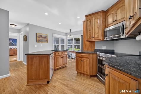 10 Cavasin Drive East Lyme CT 06333