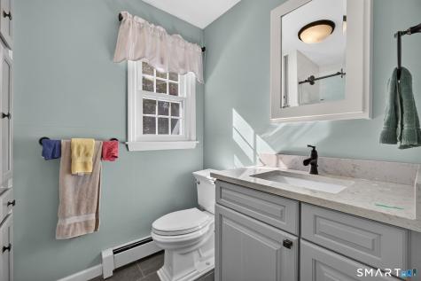 10 Cavasin Drive East Lyme CT 06333