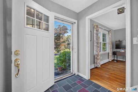 10 Cavasin Drive East Lyme CT 06333