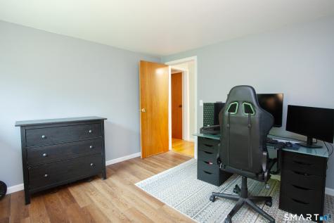 9-11 Winthrop Street Simsbury CT 06081