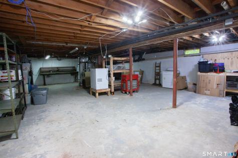 9-11 Winthrop Street Simsbury CT 06081