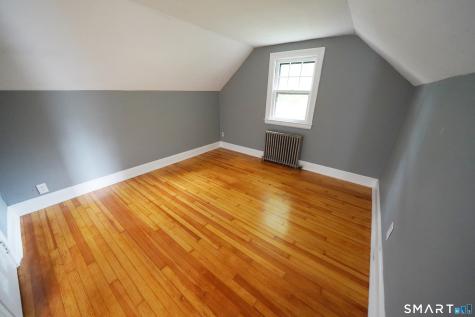 9-11 Winthrop Street Simsbury CT 06081