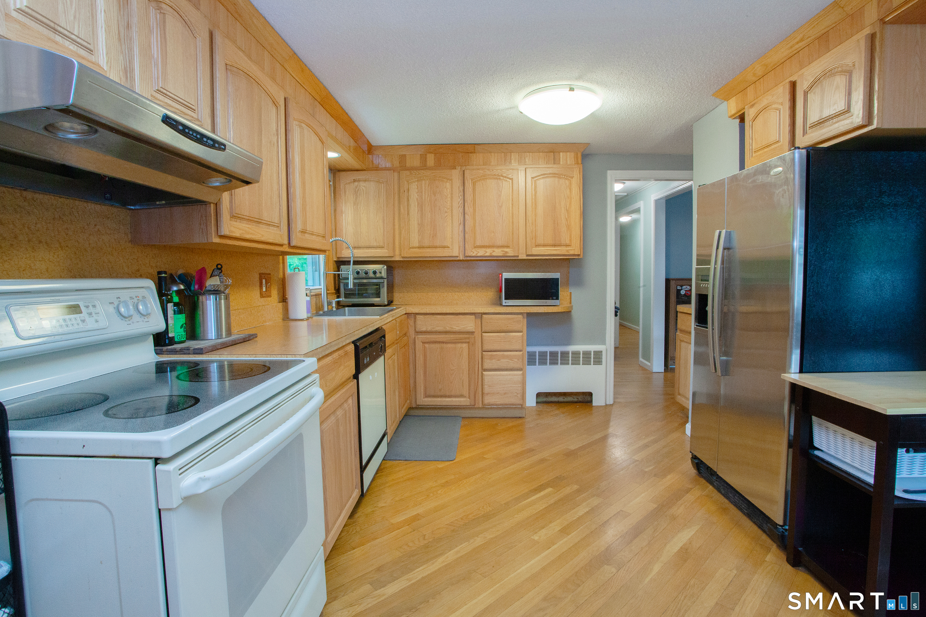 9-11 Winthrop Street Simsbury CT 06081