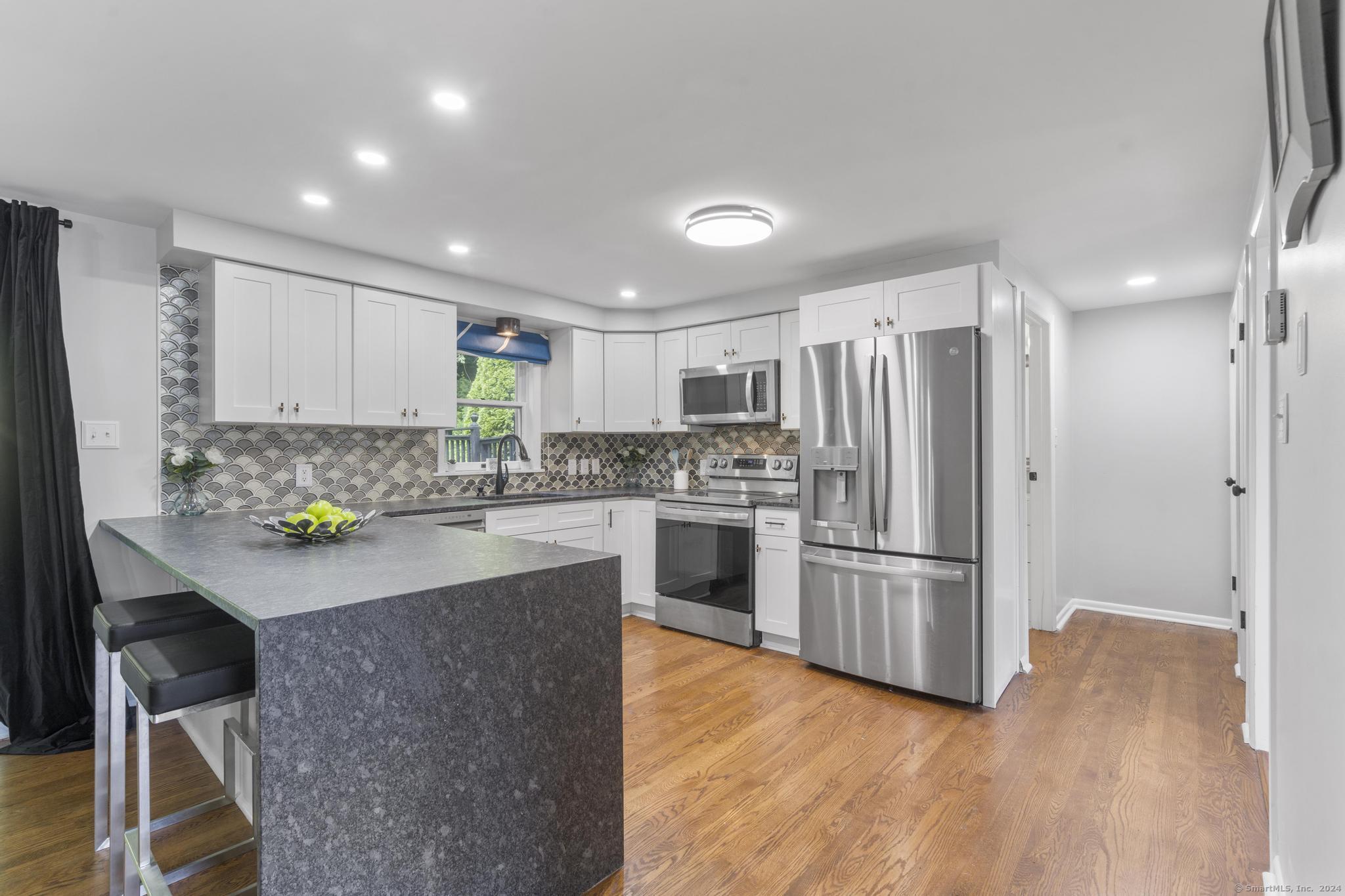4 Adanti Avenue Ansonia CT 06401