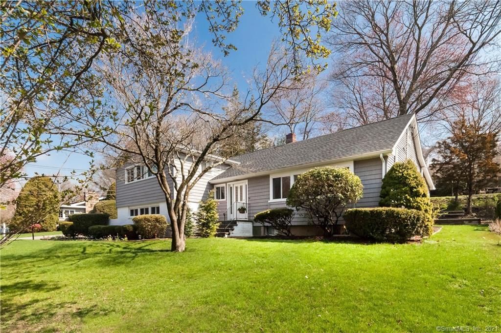 36 Curtis Terrace Fairfield CT 06825