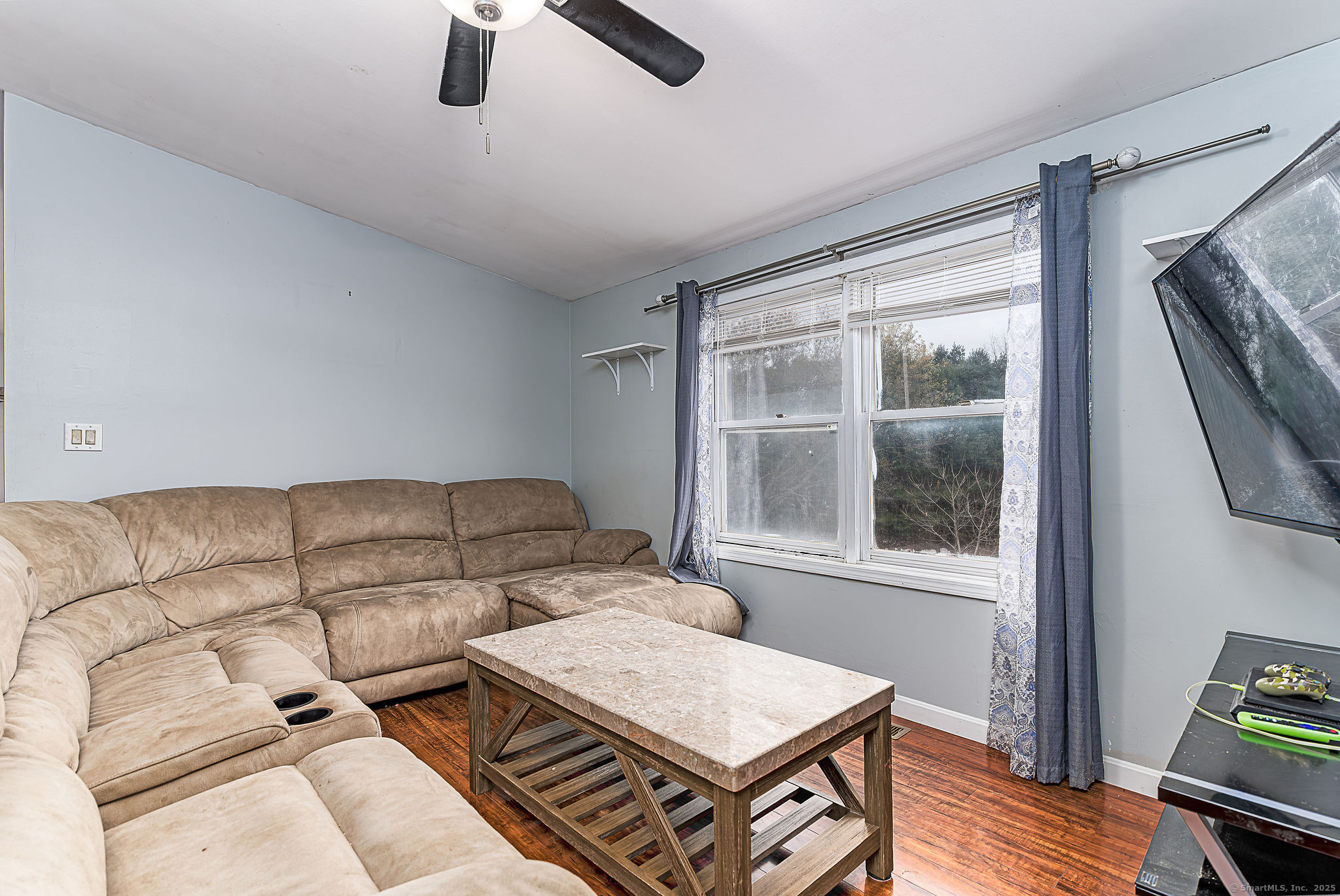 417 Dugg Hill Road Woodstock CT 06281