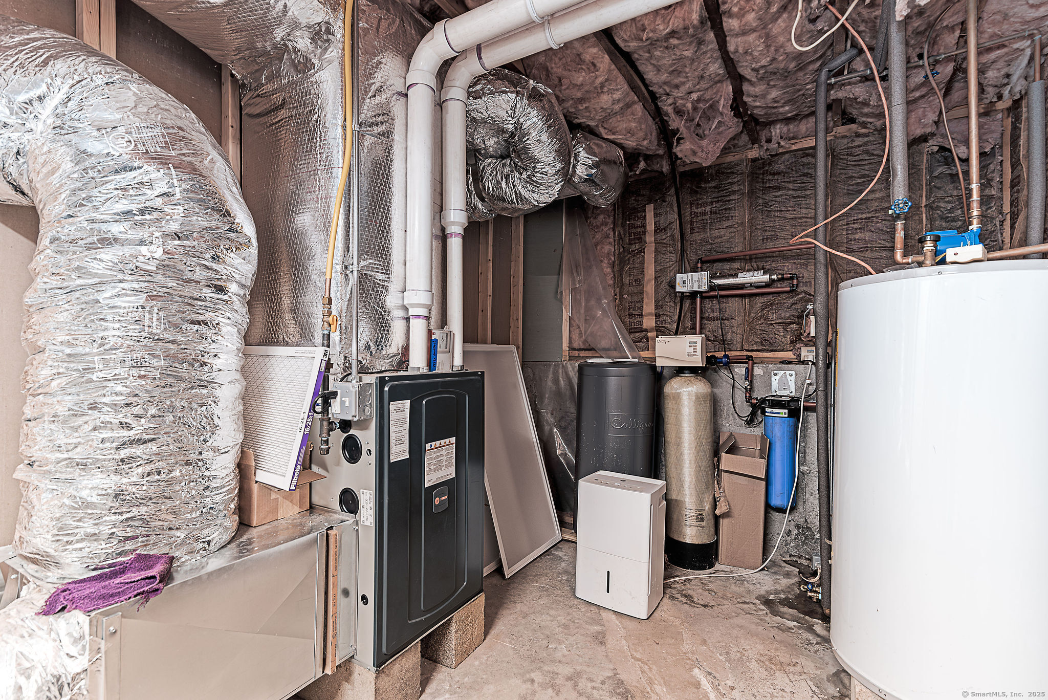 417 Dugg Hill Road Woodstock CT 06281