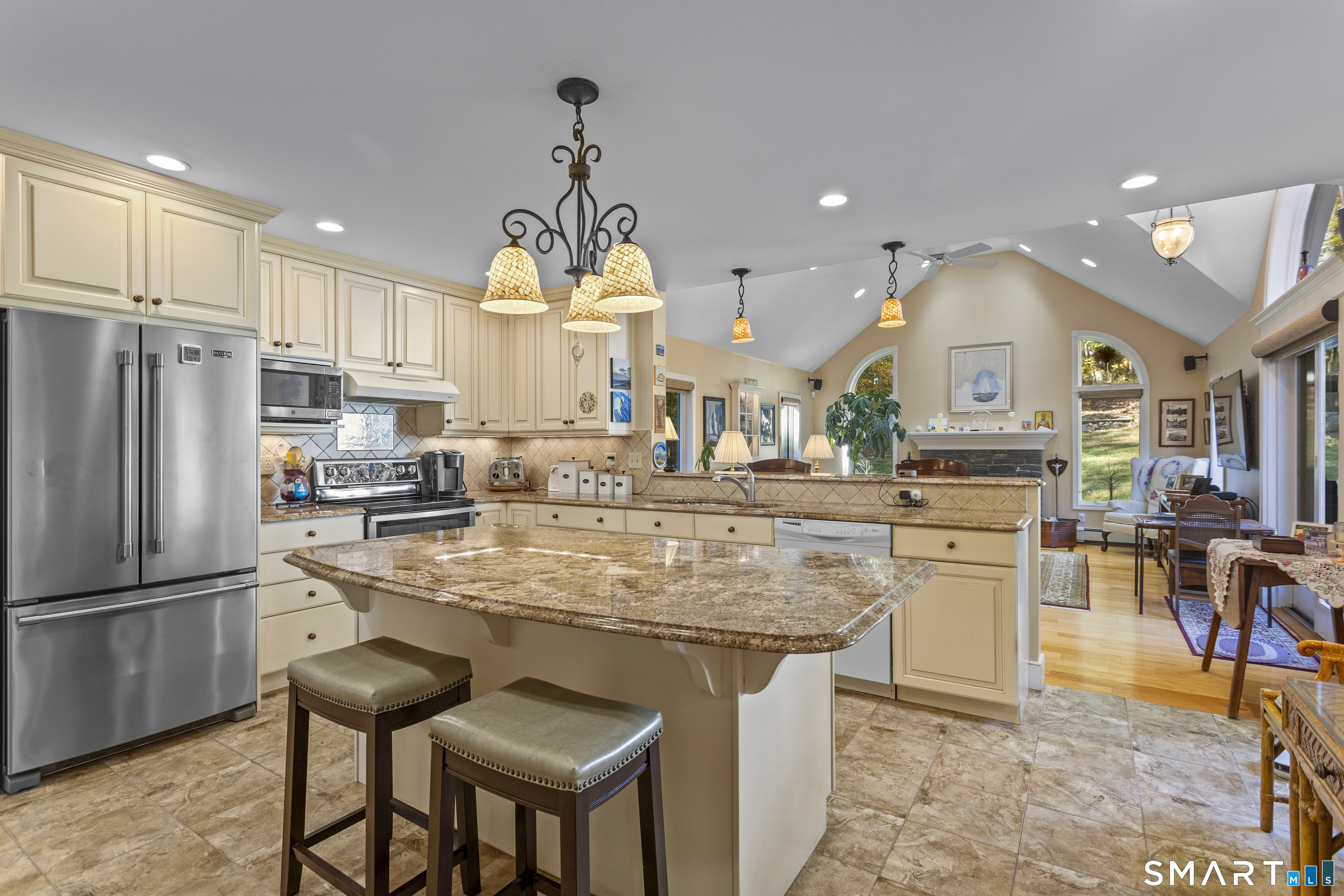 137 Upper Pattagansett Road East Lyme CT 06333