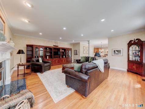 61 Westview Terrace Farmington CT 06085