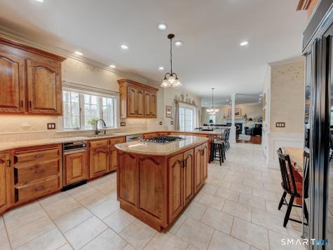 61 Westview Terrace Farmington CT 06085