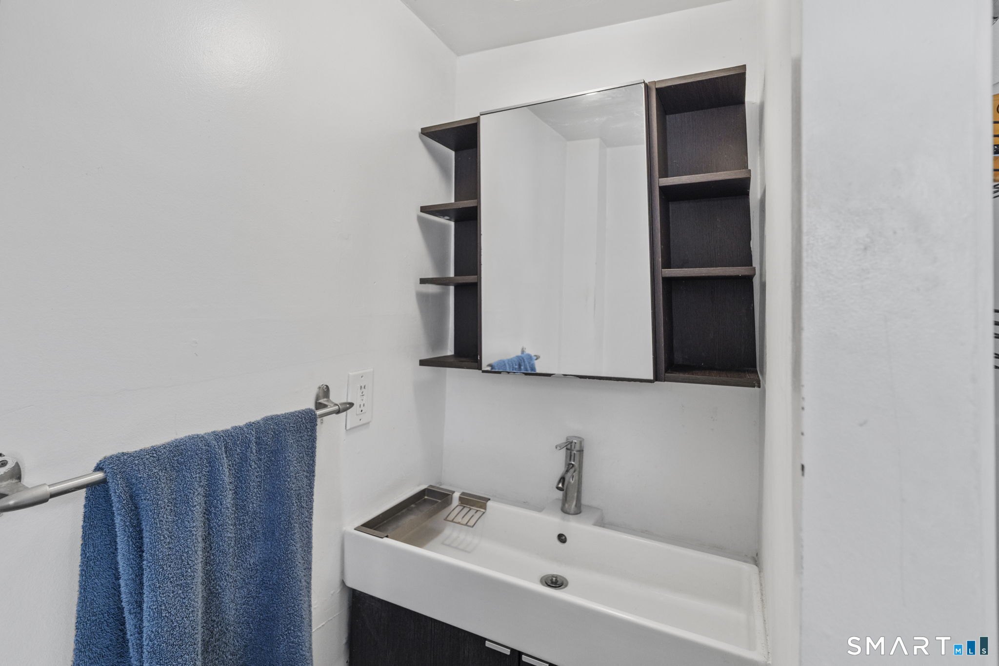87 Webb Street Hamden CT 06517