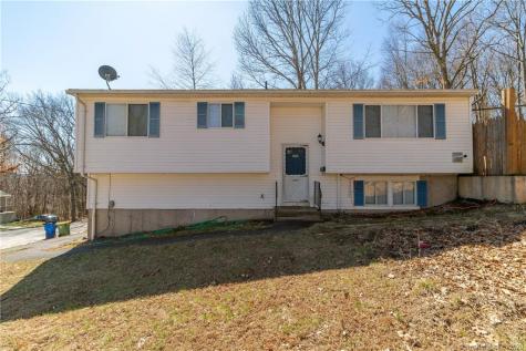 394 Berkeley Avenue Waterbury CT 06704