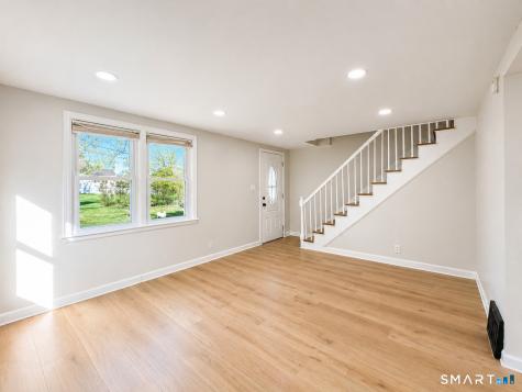 6 Peach Street Waterbury CT 06708
