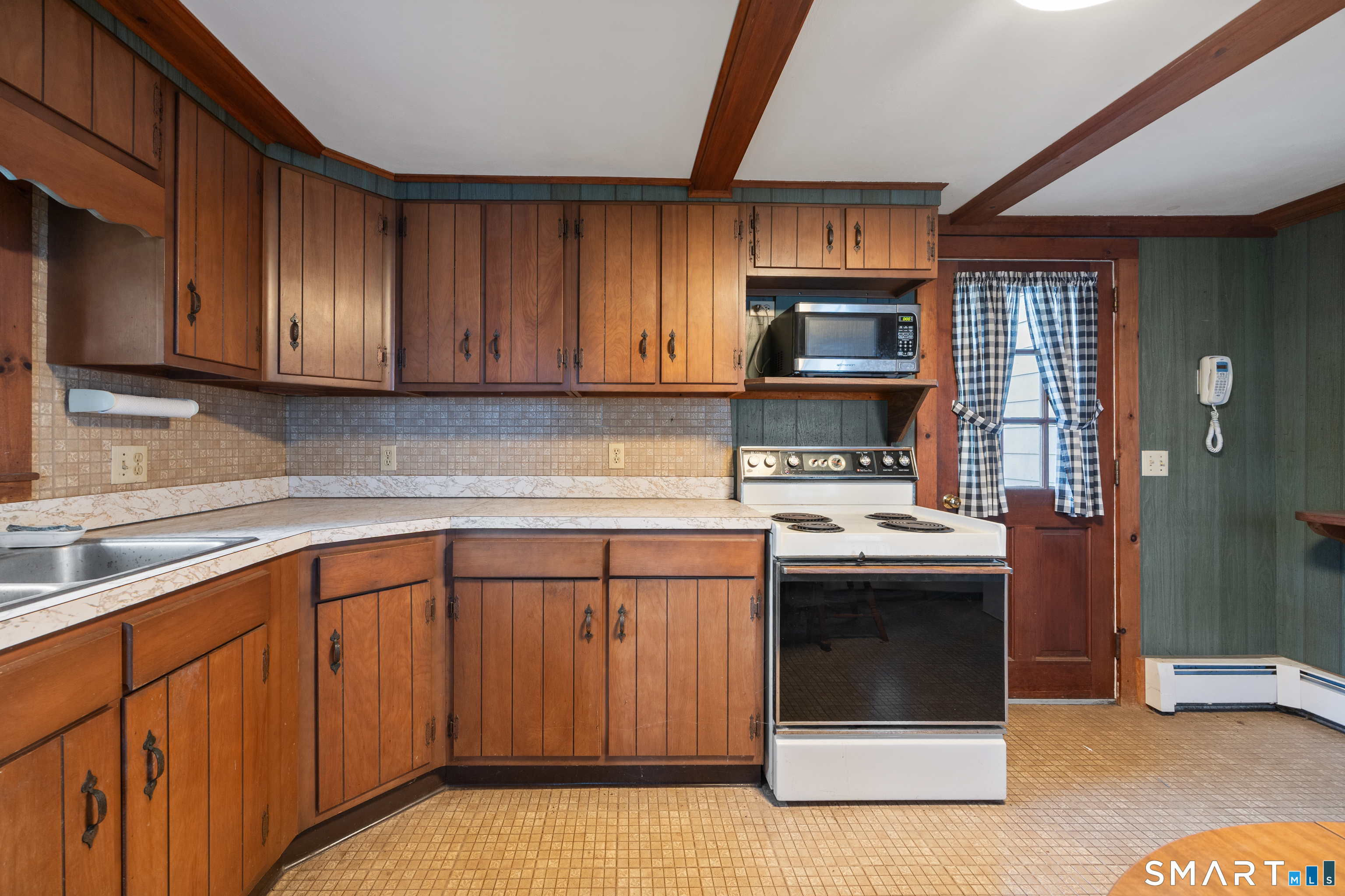 17 Plains Road East Haddam CT 06469