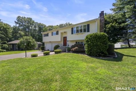 95 Pemberton Drive Trumbull CT 06611