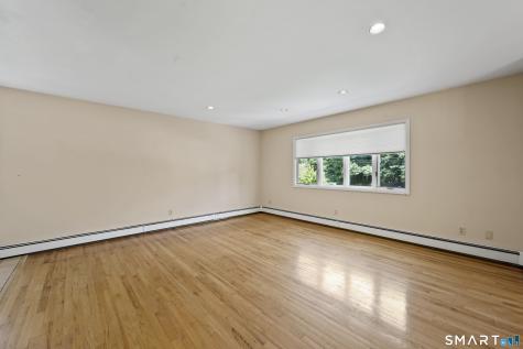 95 Pemberton Drive Trumbull CT 06611