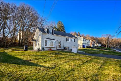 55 Lockwood Drive Watertown CT 06795