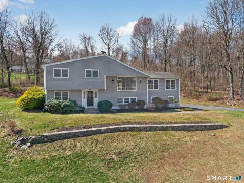 21 Lillinonah Drive Brookfield CT 06804