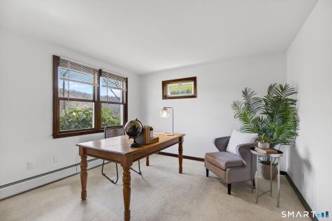 21 Lillinonah Drive Brookfield CT 06804