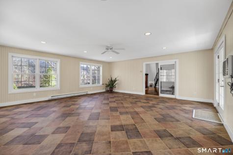 21 Lillinonah Drive Brookfield CT 06804