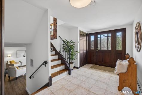 21 Lillinonah Drive Brookfield CT 06804