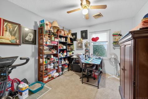 30 Midway Oval Groton CT 06340