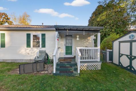 30 Midway Oval Groton CT 06340