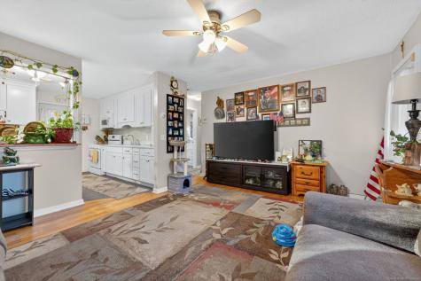 30 Midway Oval Groton CT 06340