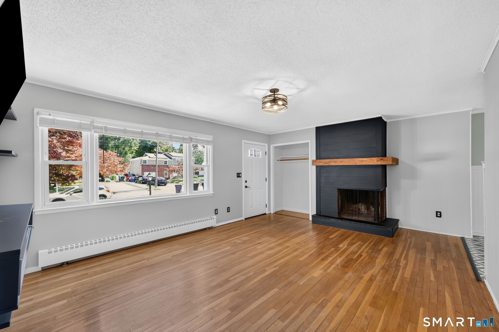 82 Crystal Street Wethersfield CT 06109