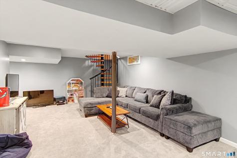 1640 Little Meadow Road Guilford CT 06437