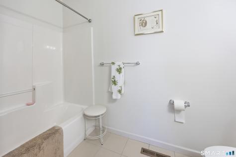 39 Phillips Farm Road East Hartford CT 06118