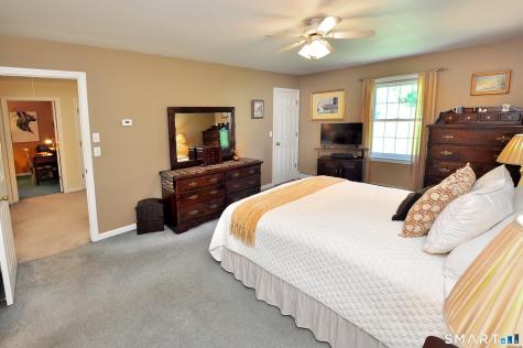 14 Heather Court New Milford CT 06776