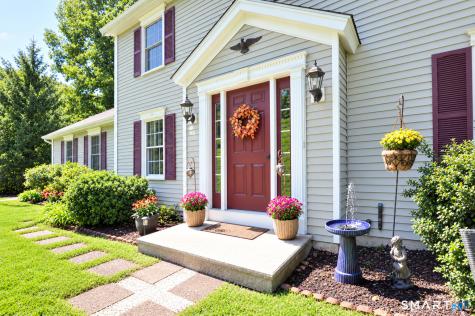 14 Heather Court New Milford CT 06776