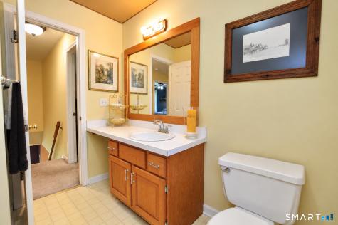 14 Heather Court New Milford CT 06776