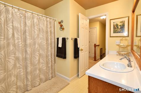 14 Heather Court New Milford CT 06776