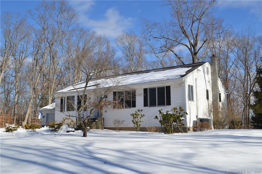 15 Freddys Lane Brookfield CT 06804