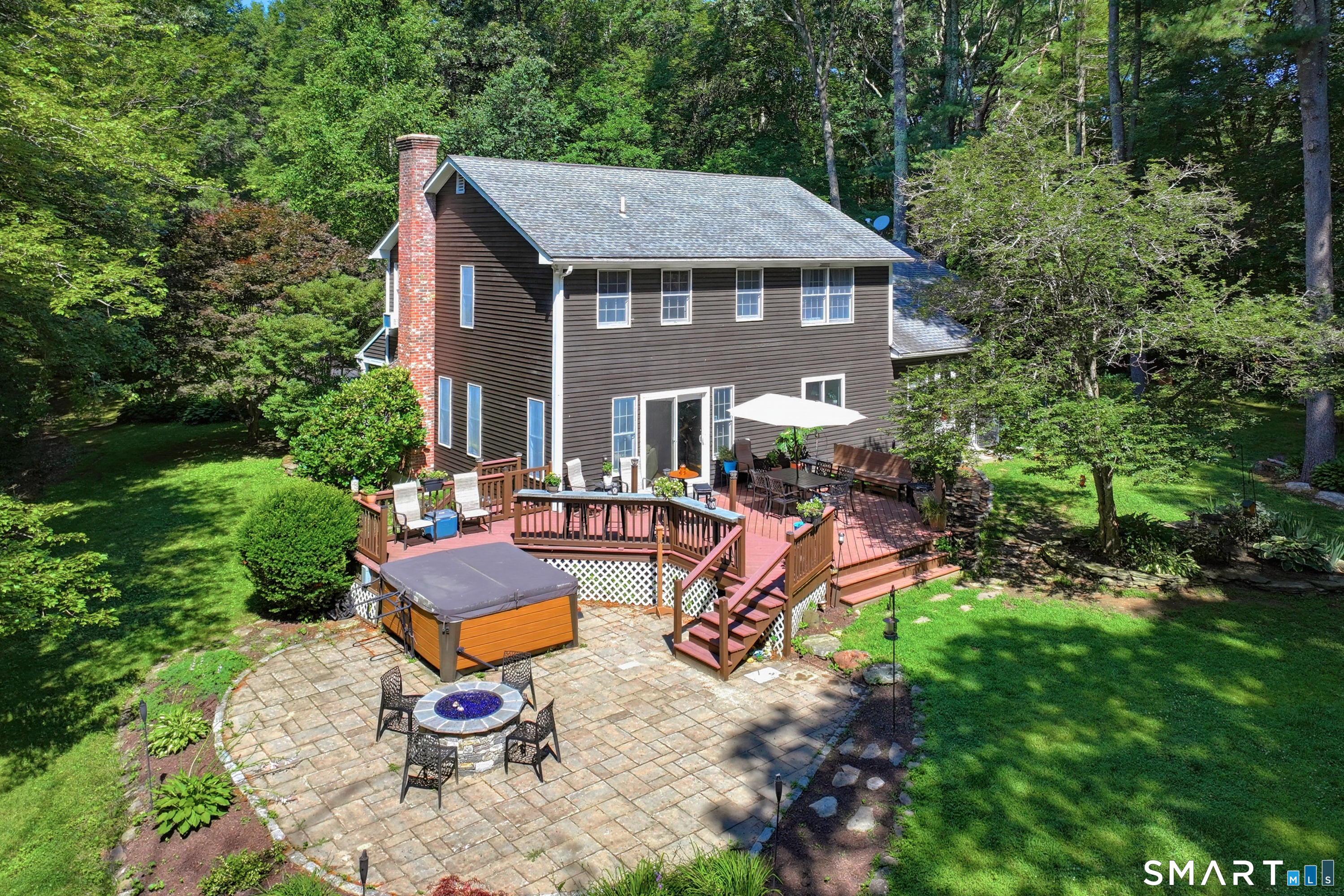 373 Chase Road Thompson CT 06277
