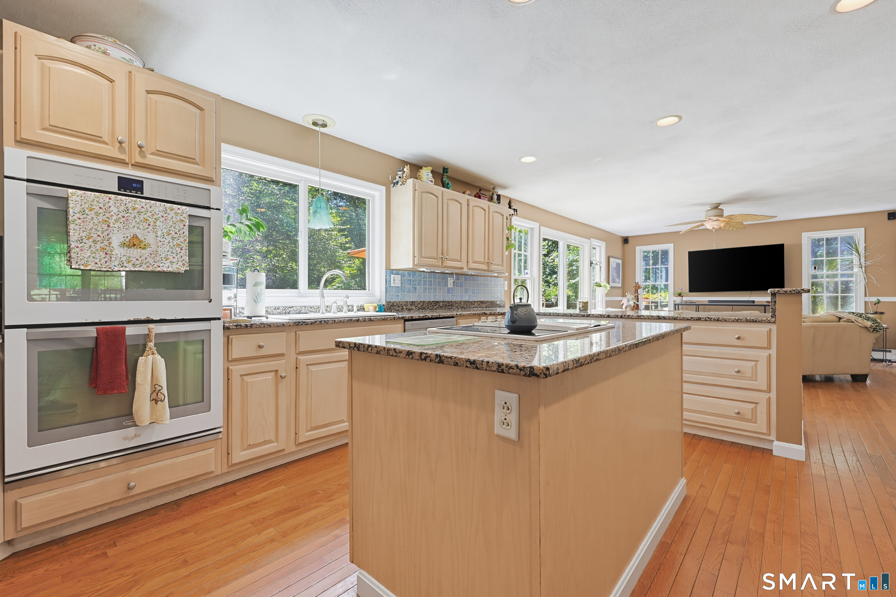 373 Chase Road Thompson CT 06277