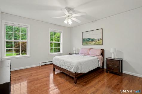 1344 Monroe Turnpike Monroe CT 06468