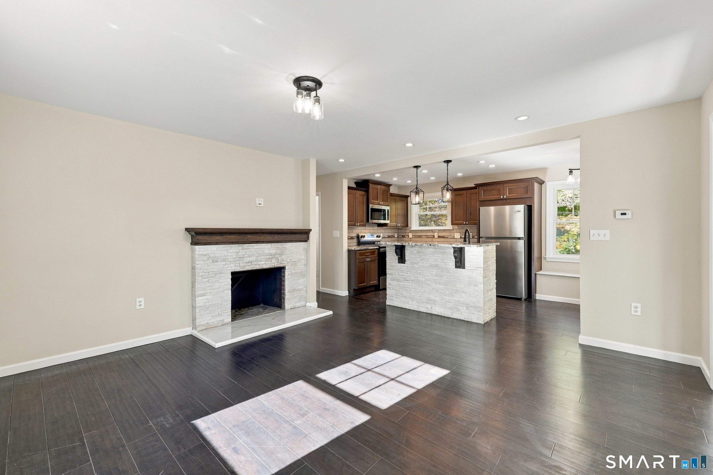 60 Shore Drive Meriden CT 06451