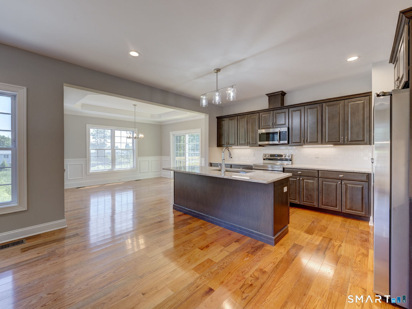 5 Starview Way East Hampton CT 06424