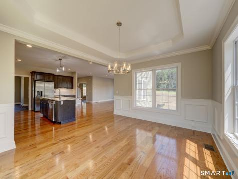 5 Starview Way East Hampton CT 06424