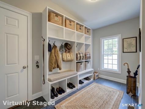 5 Starview Way East Hampton CT 06424
